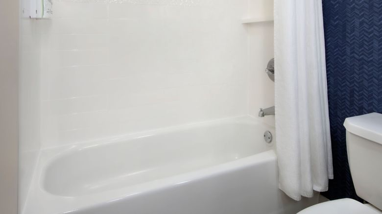 <b>Fairfield Inn Rochester Airport Room</b>. Images powered by <a href="https://www.leonardoworldwide.com/" title="Leonardo Worldwide" target="_blank">Leonardo</a>.