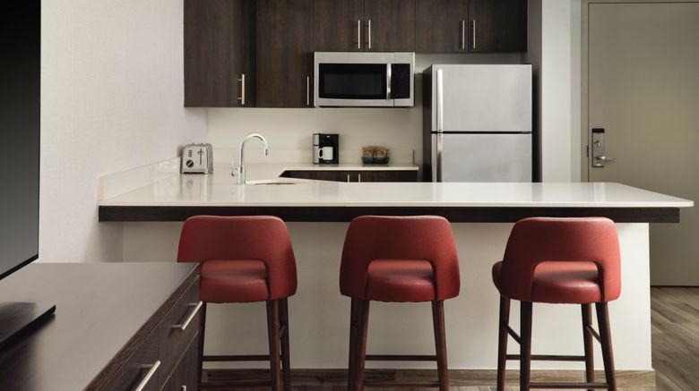 <b>Residence Inn Miami Beach Surfside Room</b>. Images powered by <a href="https://www.leonardoworldwide.com/" title="Leonardo Worldwide" target="_blank">Leonardo</a>.