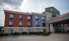 Holiday Inn Express Hotel & Suites