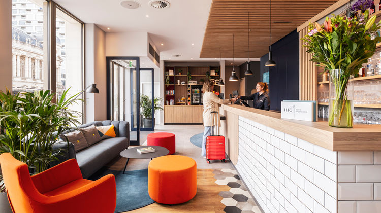Holiday Inn Express Antwerp City Centre Exterior