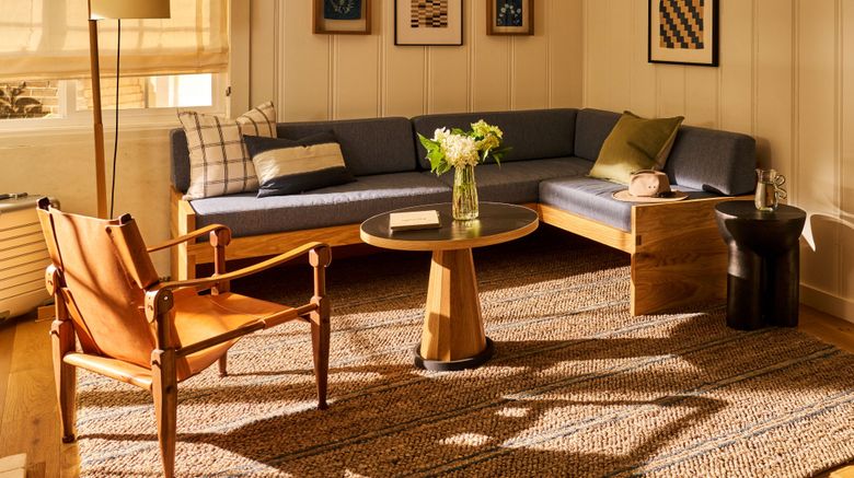 <b>Dawn Ranch Room</b>. Images powered by <a href="https://www.leonardoworldwide.com/" title="Leonardo Worldwide" target="_blank">Leonardo</a>.