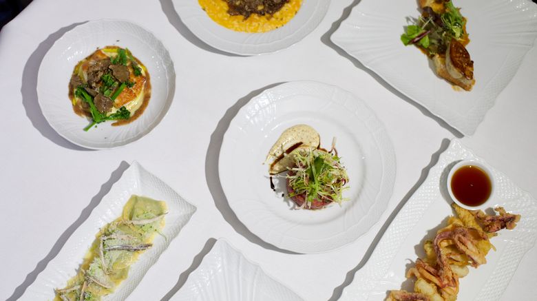 <b>Rocco Forte Hotel Amigo Restaurant</b>. Images powered by <a href="https://www.leonardoworldwide.com/" title="Leonardo Worldwide" target="_blank">Leonardo</a>.