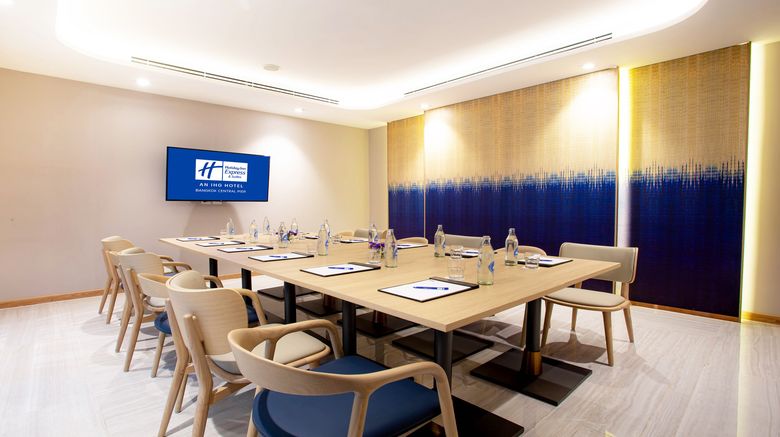 <b>Holiday Inn Exp Suites Central Pier Meeting</b>. Images powered by <a href="https://www.leonardoworldwide.com/" title="Leonardo Worldwide" target="_blank">Leonardo</a>.