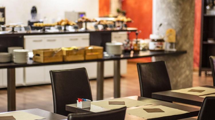 Diplomatic Hotel Restaurant
