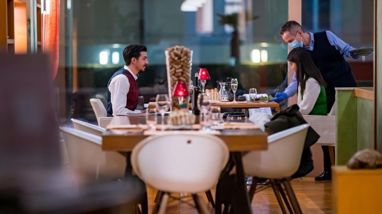 <b>Delfino Hotel Restaurant</b>. Images powered by <a href="https://www.leonardoworldwide.com/" title="Leonardo Worldwide" target="_blank">Leonardo</a>.