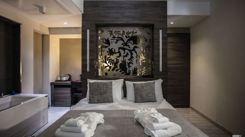<b>Diplomatic Hotel Room</b>. Images powered by <a href="https://www.leonardoworldwide.com/" title="Leonardo Worldwide" target="_blank">Leonardo</a>.