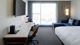 <b>Courtyard Montreal Laval Room</b>. Images powered by <a href="https://www.leonardoworldwide.com/" title="Leonardo Worldwide" target="_blank">Leonardo</a>.