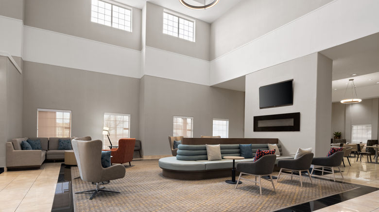 <b>Holiday Inn & Stes ABQ Arpt-Univ Area Exterior</b>. Images powered by <a href="https://www.leonardoworldwide.com/" title="Leonardo Worldwide" target="_blank">Leonardo</a>.