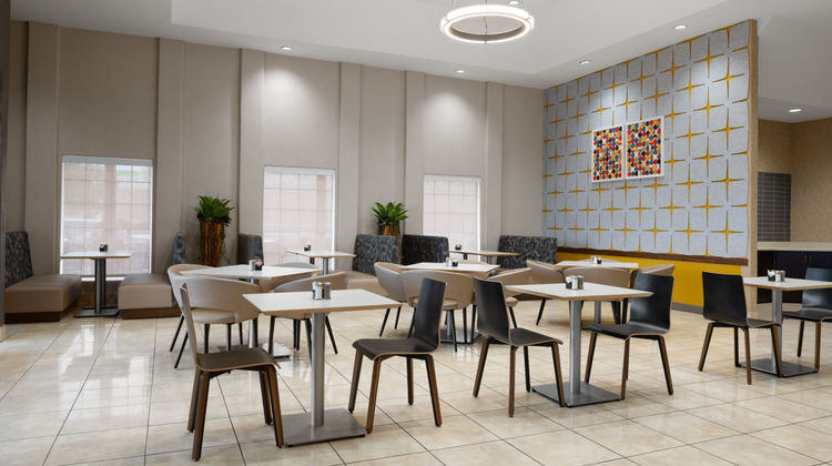 Holiday Inn & Stes ABQ Arpt-Univ Area Restaurant