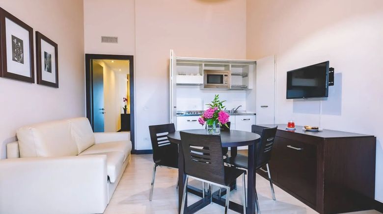 <b>HVB Palace Hotel Resid Villa Bartolomea Suite</b>. Images powered by <a href="https://www.leonardoworldwide.com/" title="Leonardo Worldwide" target="_blank">Leonardo</a>.