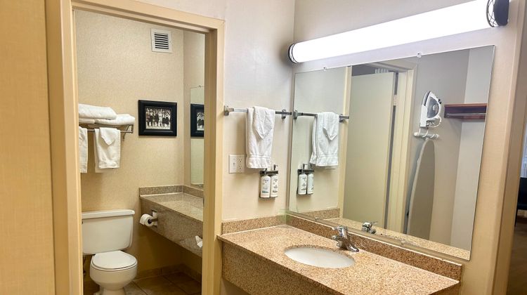 Holiday Inn Spearfish Room
