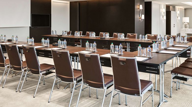 <b>Fairmont Quasar Istanbul Meeting</b>. Images powered by <a href=https://www.travelagewest.com/Hotels/Istanbul/