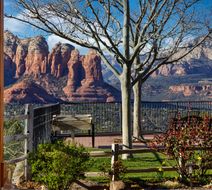 Sky Ranch Lodge Exterior