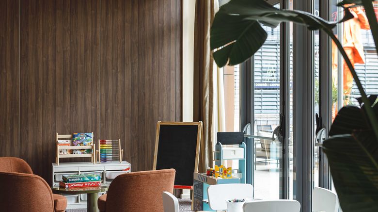 <b>Crowne Plaza Lyon Cite Internationale Recreation</b>. Images powered by <a href="https://www.leonardoworldwide.com/" title="Leonardo Worldwide" target="_blank">Leonardo</a>.