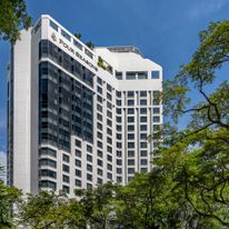 Four Seasons Hotel Singapore
