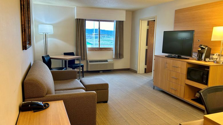 <b>Holiday Inn Spearfish Suite</b>. Images powered by <a href="https://www.leonardoworldwide.com/" title="Leonardo Worldwide" target="_blank">Leonardo</a>.
