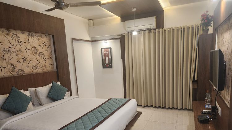White Castle Bangalore Room