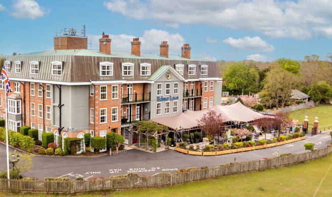 Balmer Lawn Hotel Exterior