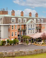 Balmer Lawn Hotel