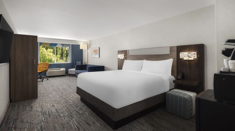 Holiday Inn Express Room