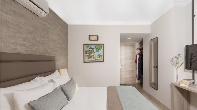 <b>Piril Hotel Thermal Boutique Room</b>. Images powered by <a href="https://www.leonardoworldwide.com/" title="Leonardo Worldwide" target="_blank">Leonardo</a>.