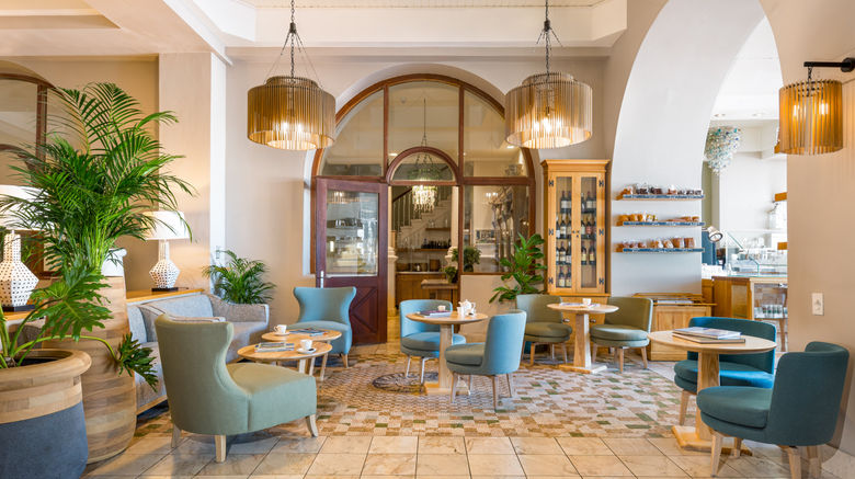 <b>The Bay Hotel Lobby</b>. Images powered by <a href="https://www.leonardoworldwide.com/" title="Leonardo Worldwide" target="_blank">Leonardo</a>.
