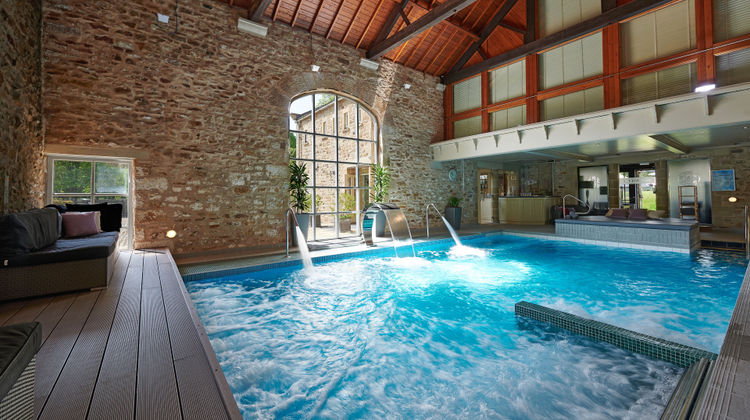 The Devonshire Arms Country House Hotel Pool