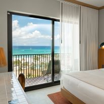 Hotel Indigo Grand Cayman