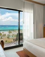 Hotel Indigo Grand Cayman