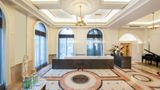Hamp Court Palace Taipei Lobby