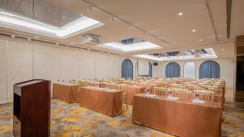 <b>Hamp Court Palace Taipei Meeting</b>. Images powered by <a href="https://www.leonardoworldwide.com/" title="Leonardo Worldwide" target="_blank">Leonardo</a>.