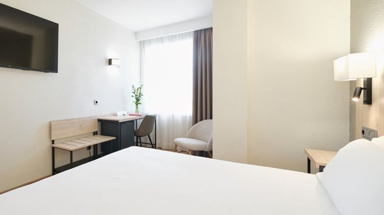 Albret Hotel Room