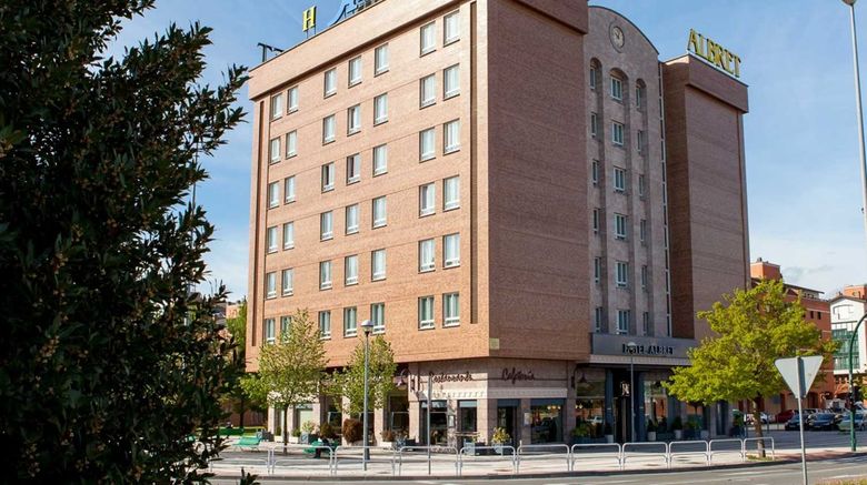 <b>Albret Hotel Exterior</b>. Images powered by <a href="https://www.leonardoworldwide.com/" title="Leonardo Worldwide" target="_blank">Leonardo</a>.