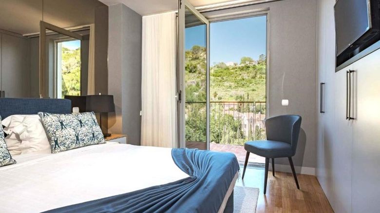 <b>Pure Monchique Hotel Room</b>. Images powered by <a href="https://www.leonardoworldwide.com/" title="Leonardo Worldwide" target="_blank">Leonardo</a>.
