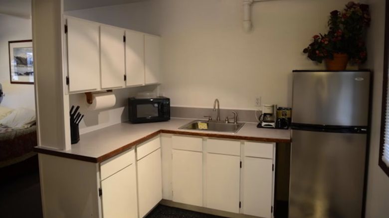 <b>Inn at Creek Street & New York Hotel Room</b>. Images powered by <a href="https://www.leonardoworldwide.com/" title="Leonardo Worldwide" target="_blank">Leonardo</a>.