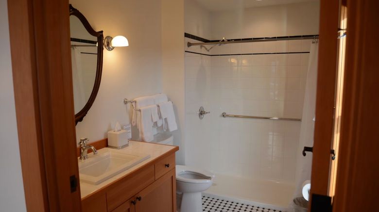 <b>Inn at Creek Street & New York Hotel Room</b>. Images powered by <a href="https://www.leonardoworldwide.com/" title="Leonardo Worldwide" target="_blank">Leonardo</a>.