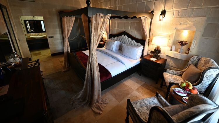 Seraphim Cave Cappadocia Room