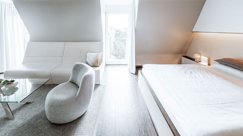 <b>HOTEL Q! BERLIN Suite</b>. Images powered by <a href="https://www.leonardoworldwide.com/" title="Leonardo Worldwide" target="_blank">Leonardo</a>.