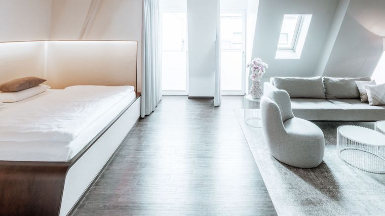 <b>HOTEL Q! BERLIN Suite</b>. Images powered by <a href="https://www.leonardoworldwide.com/" title="Leonardo Worldwide" target="_blank">Leonardo</a>.