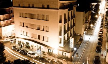 Phi Hotel Ambra