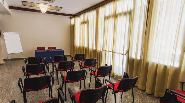 <b>Phi Hotel Ambra Meeting</b>. Images powered by <a href="https://www.leonardoworldwide.com/" title="Leonardo Worldwide" target="_blank">Leonardo</a>.