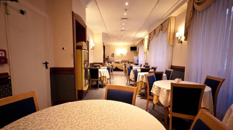 <b>Phi Hotel Ambra Restaurant</b>. Images powered by <a href="https://www.leonardoworldwide.com/" title="Leonardo Worldwide" target="_blank">Leonardo</a>.