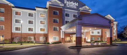 Fairfield Inn & Suites Saratoga Malta Exterior