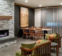 Fairfield Inn & Suites Saratoga Malta Lobby