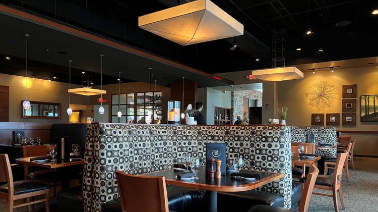 Holiday Inn Hotel & Suites Airport Restaurant