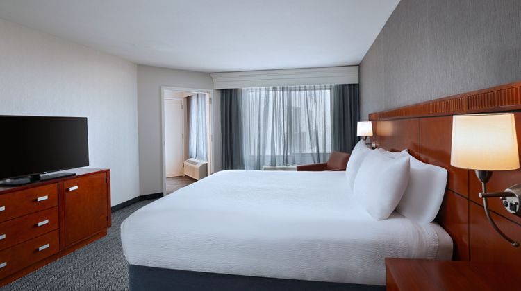 Courtyard Boise West/Meridian Suite