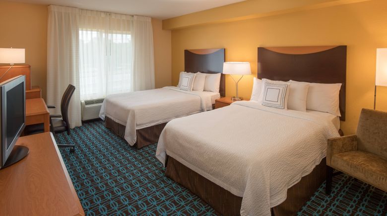 <b>Fairfield Inn & Suites Portland North Room</b>. Images powered by <a href="https://www.leonardoworldwide.com/" title="Leonardo Worldwide" target="_blank">Leonardo</a>.