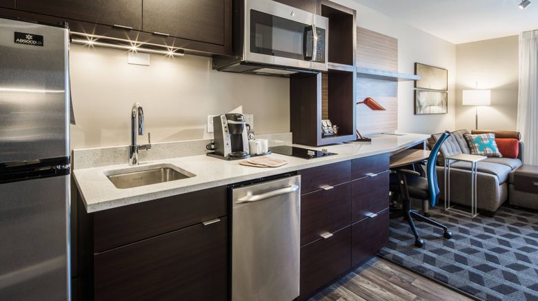 <b>TownePlace Suites by Marriott Cleveland Room</b>. Images powered by <a href="https://www.leonardoworldwide.com/" title="Leonardo Worldwide" target="_blank">Leonardo</a>.