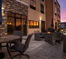 Fairfield Inn-Suites Sioux Falls Airport Exterior