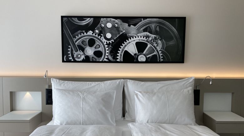 <b>Modern Times Hotel, Vevey Room</b>. Images powered by <a href="https://www.leonardoworldwide.com/" title="Leonardo Worldwide" target="_blank">Leonardo</a>.